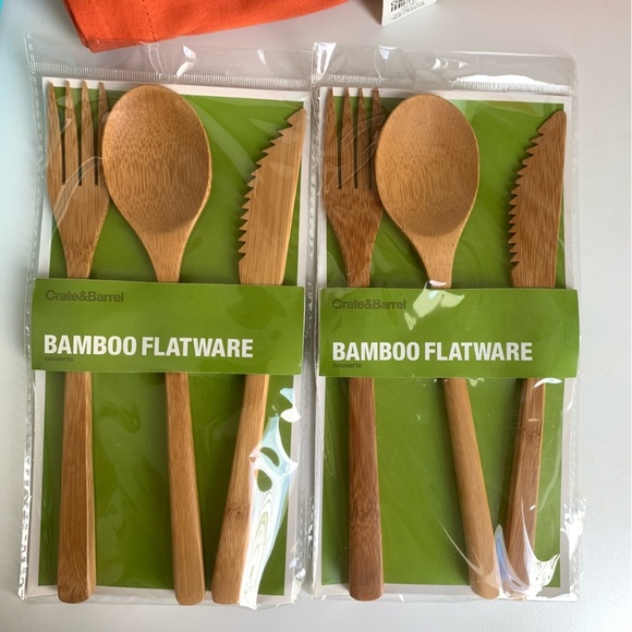 Crate & Barrel Insulated Cooler + Picnic Set + utensils Plates Fabric Napkins - Picture 9 of 13